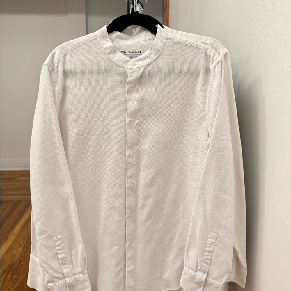 Zara Men's White Button-Up Shirt